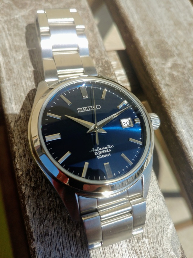 Coin des Affaires Seiko szsb013